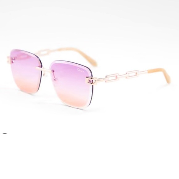 QUAY AUSTRALIA X Saweetie 126 No Cap Sunglasses In Purple main image 4
